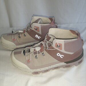 On Running Cloudtrax Hiking Boots Sneakers in Rose & Cream Color Sz 9 Women's